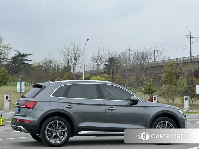 Audi Q5L id 4212430 из Китая 18