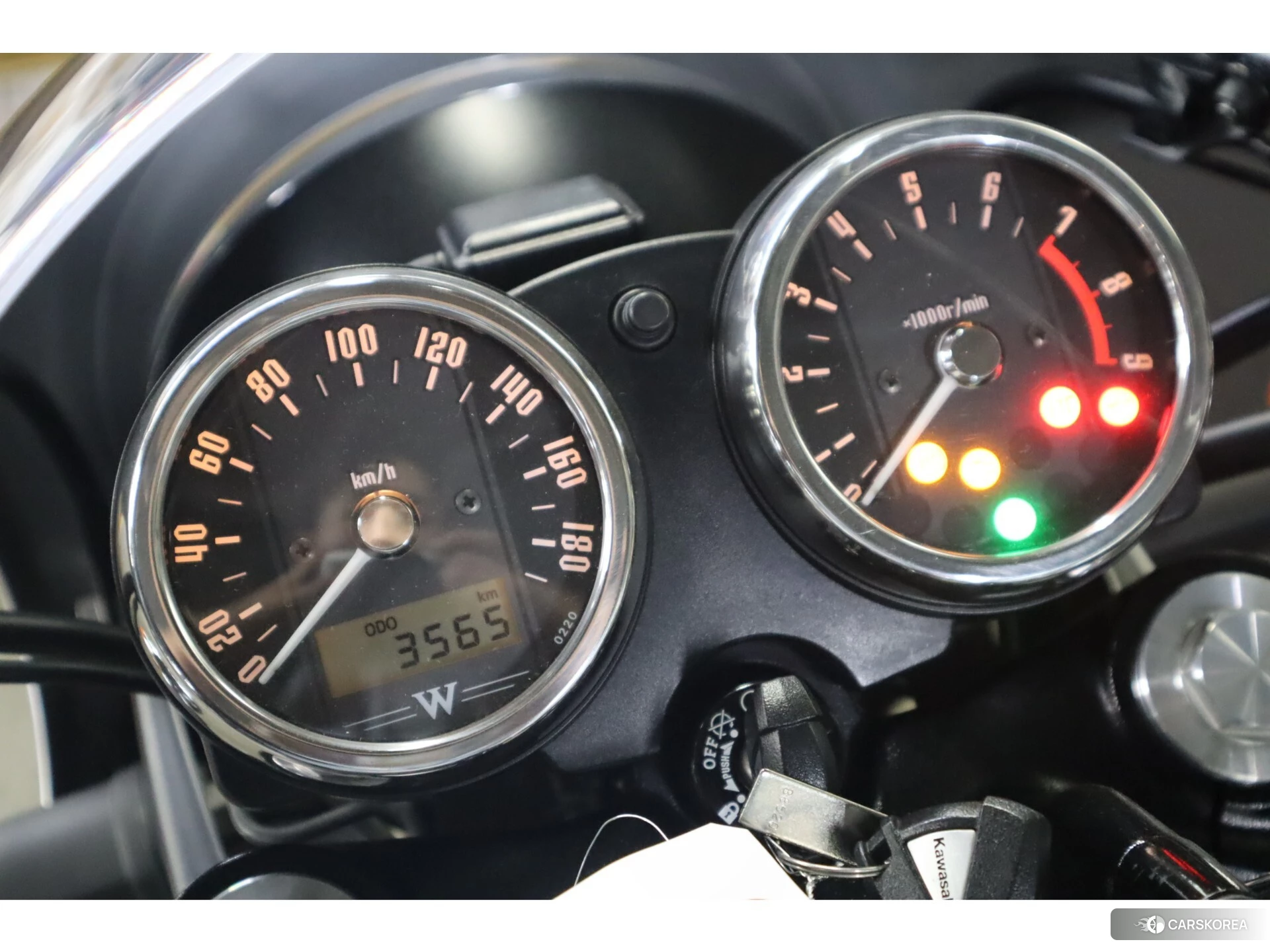 Kawasaki W800 STREET id 4192812 из Японии 8