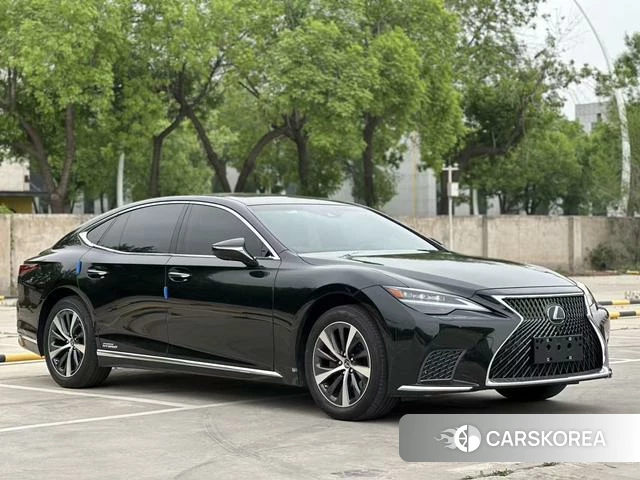 Lexus LS id 4300448 из Китая 16
