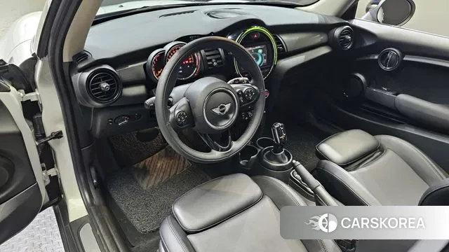 Mini Cooper D id 3024535 из Кореи 17