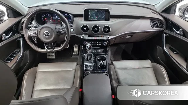 Kia Stinger id 3718807 из Кореи 17