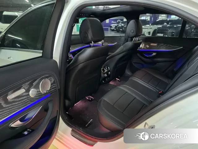 Mercedes-Benz E-Class W213 id 3478427 из Кореи 16