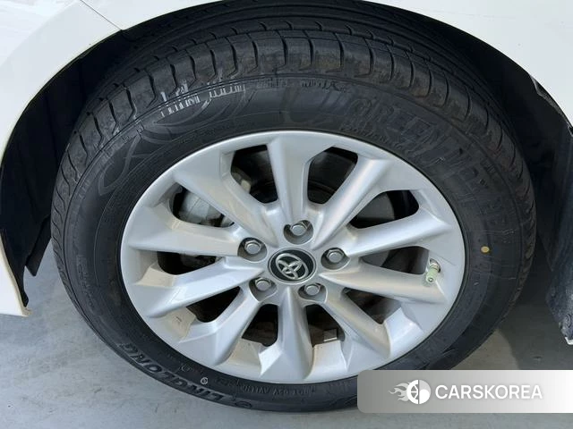 Toyota Corolla id 4278820 из Китая 17