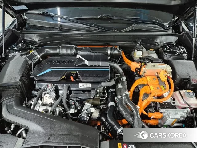 Hyundai Grandeur Hybrid (GN7) id 3333772 из Кореи 17