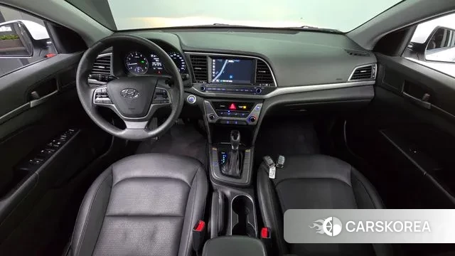 Hyundai Avante AD id 3484989 из Кореи 17