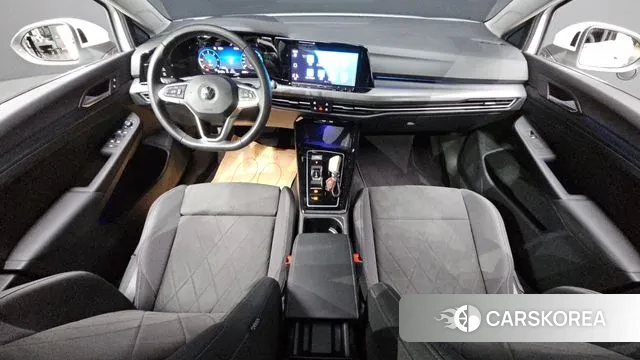 Volkswagen Golf 8th Generation id 2998153 из Кореи 17