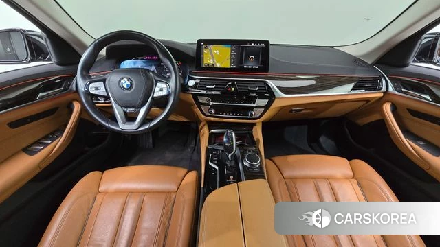 BMW 5 Series (G30) id 3892961 из Кореи 17