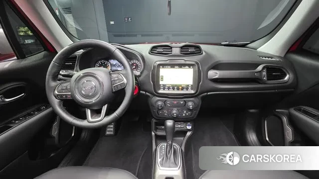 Jeep Renegade id 3513513 из Кореи 17