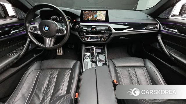 BMW 5 Series (G30) id 3936533 из Кореи 17