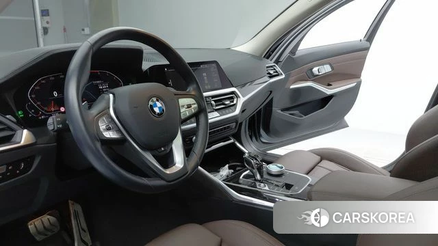 BMW 3 Series (G20) id 3856471 из Кореи 17