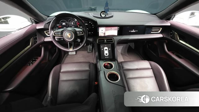 Porsche Taycan id 4609465 из Кореи 33