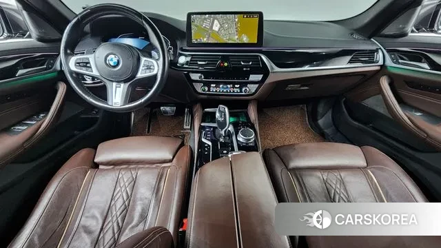 BMW 5 Series (G30) id 3587317 из Кореи 17