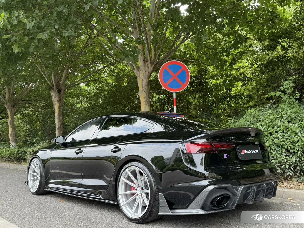 Audi RS 5 id 4461974 из Китая 11