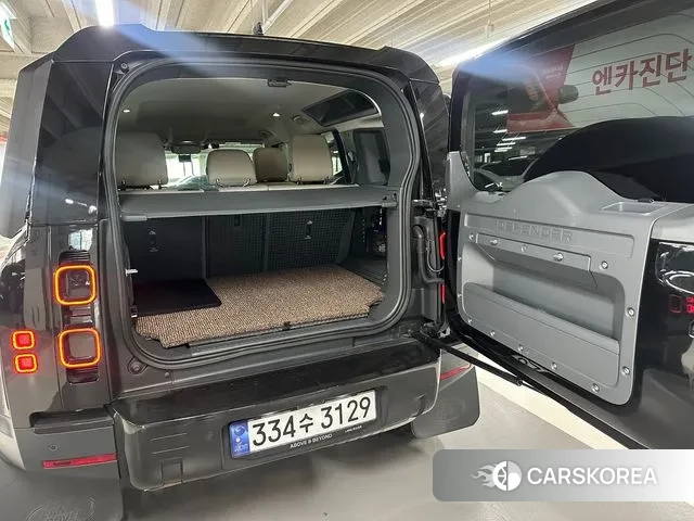 Land Rover Defender (L663) id 3054638 из Кореи 17