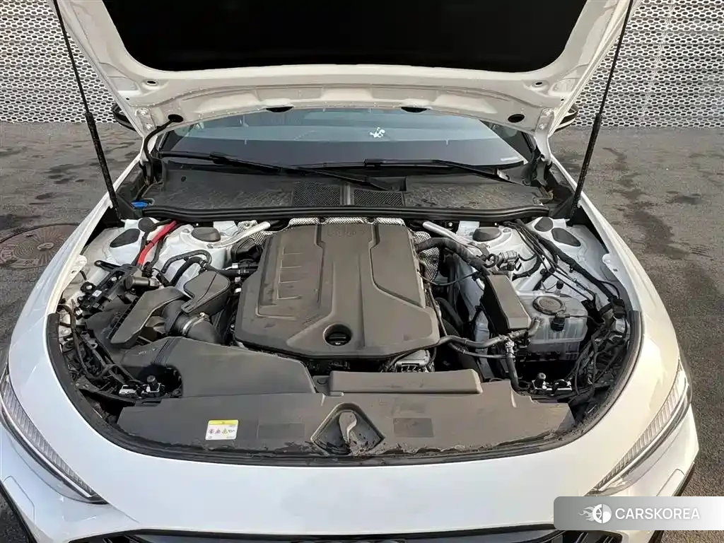Audi A5L id 4548315 из Китая 7