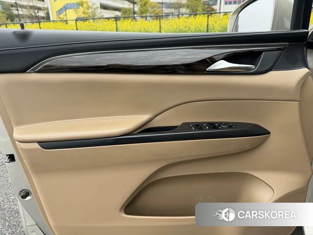 Buick GL8 id 4212621 из Китая 25