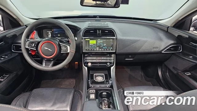 Jaguar XE id 2803218 из Кореи 17