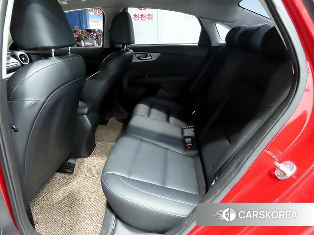 Kia Come New K3 id 4551856 из Кореи 17