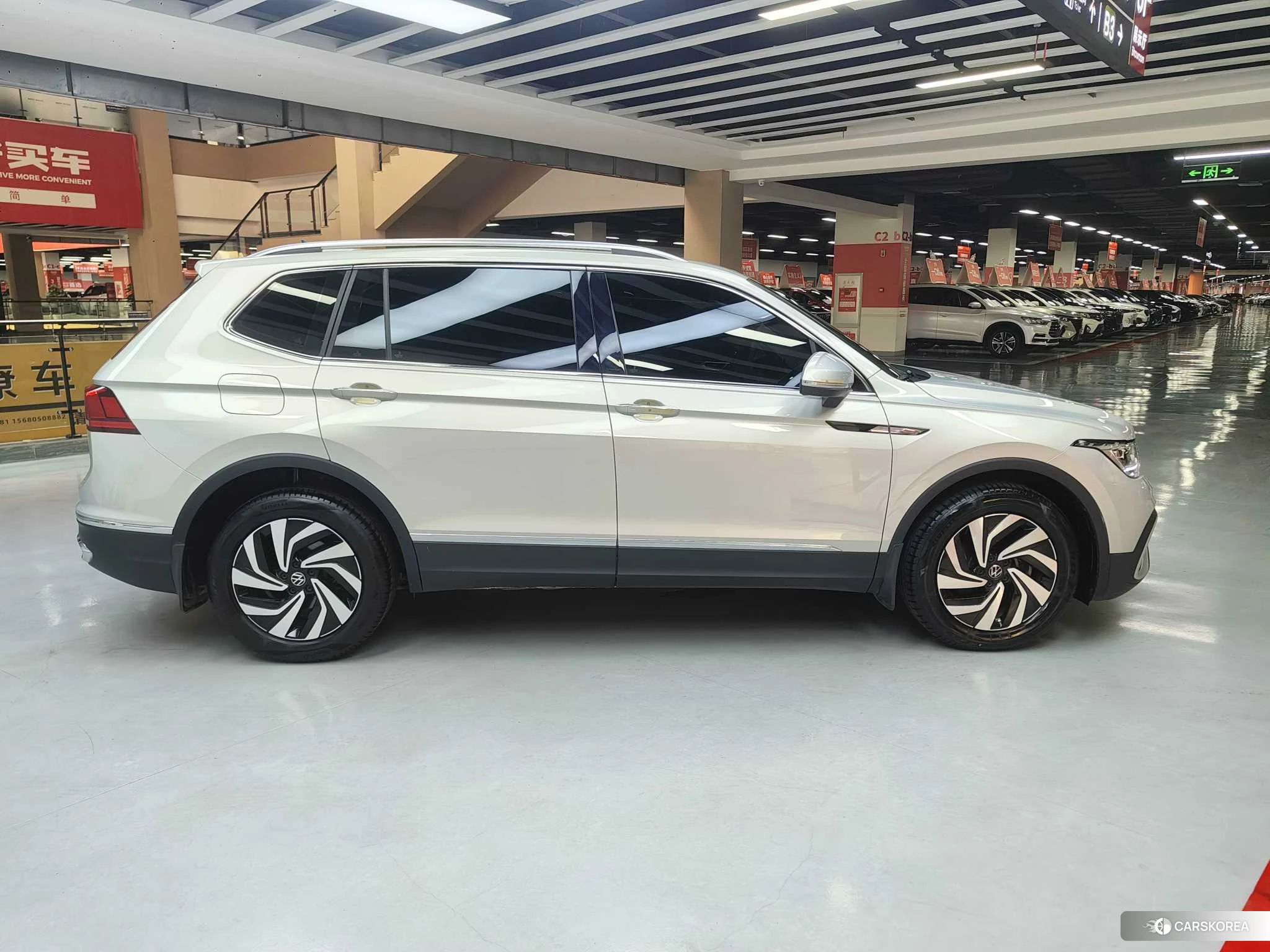 Volkswagen Tiguan L id 4420973 из Китая 40