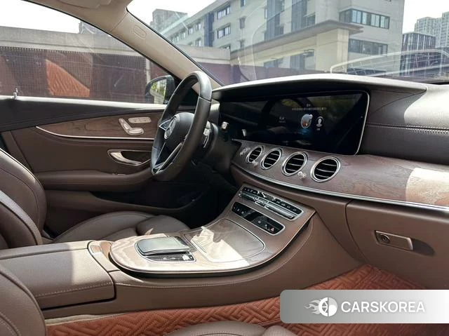 Mercedes-Benz E-class id 4271806 из Китая 10