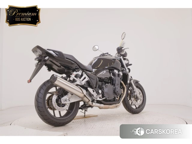 Проданный Honda CB1300SF 2026 из Японии, фото 4