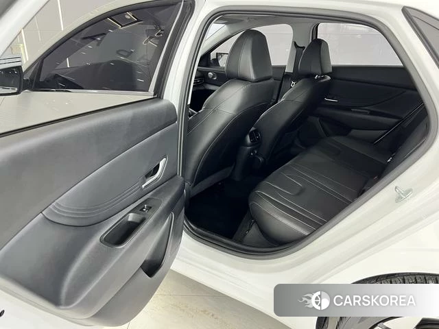 Hyundai Elantra id 4353556 из Китая 18