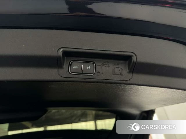 Ford Explorer id 4368321 из Китая 16