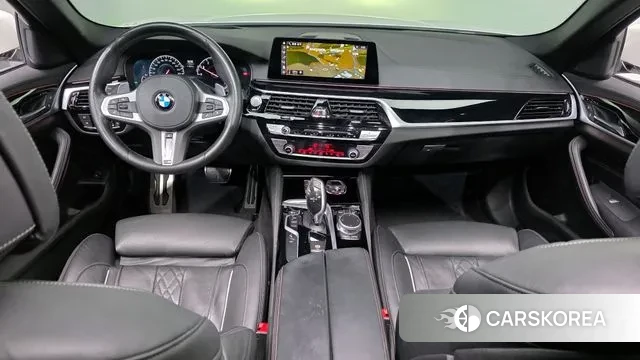 BMW 5 Series (G30) id 3754083 из Кореи 17