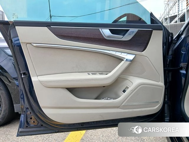 Audi A7 (4K) id 4613778 из Кореи 16