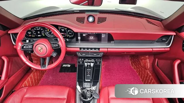 Porsche 911(992) id 3686869 из Кореи 17