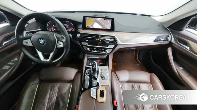 BMW 5 Series (G30) id 4476894 из Кореи 32