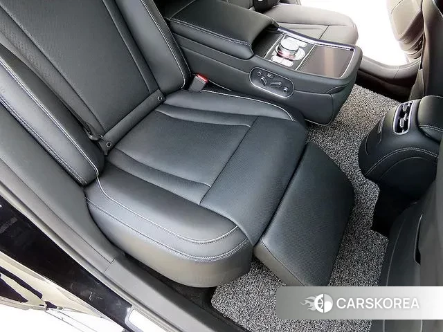 Genesis G90 (RS4) id 3405539 из Кореи 17