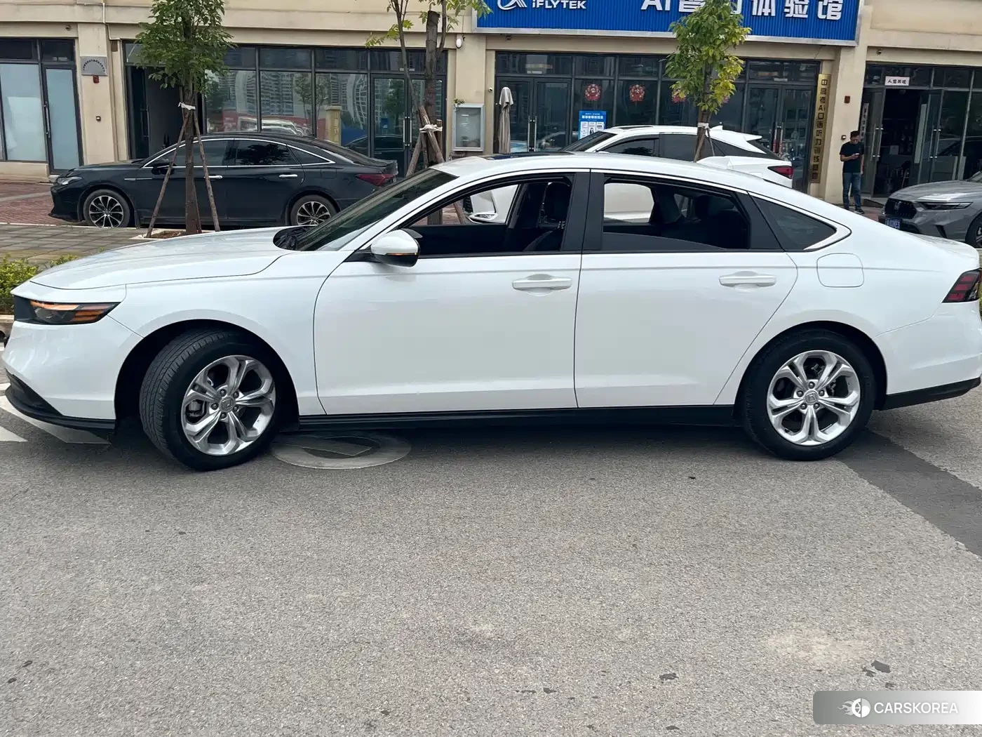 Honda Accord id 4654528 из Китая 13