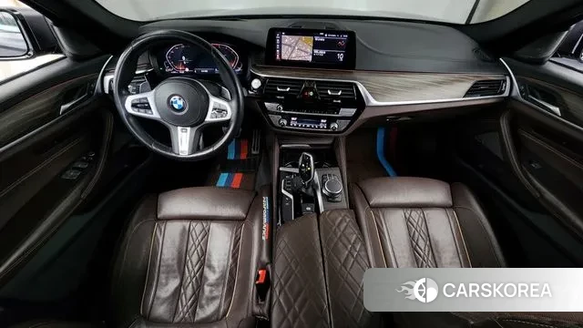 BMW 5 Series (G30) id 3464169 из Кореи 17