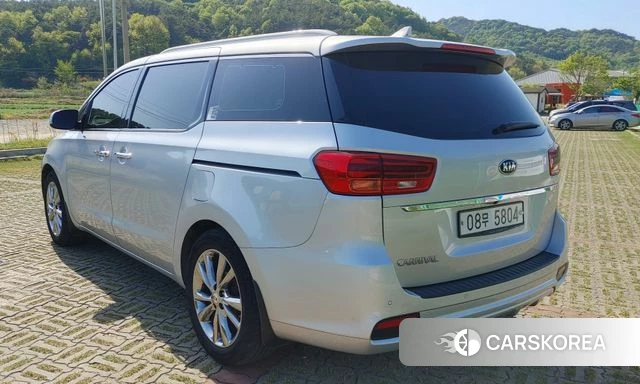 Kia The New Carnival id 4794979 из Кореи 17