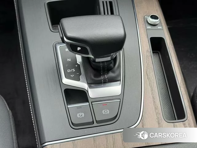 Audi Q5L id 4261234 из Китая 12
