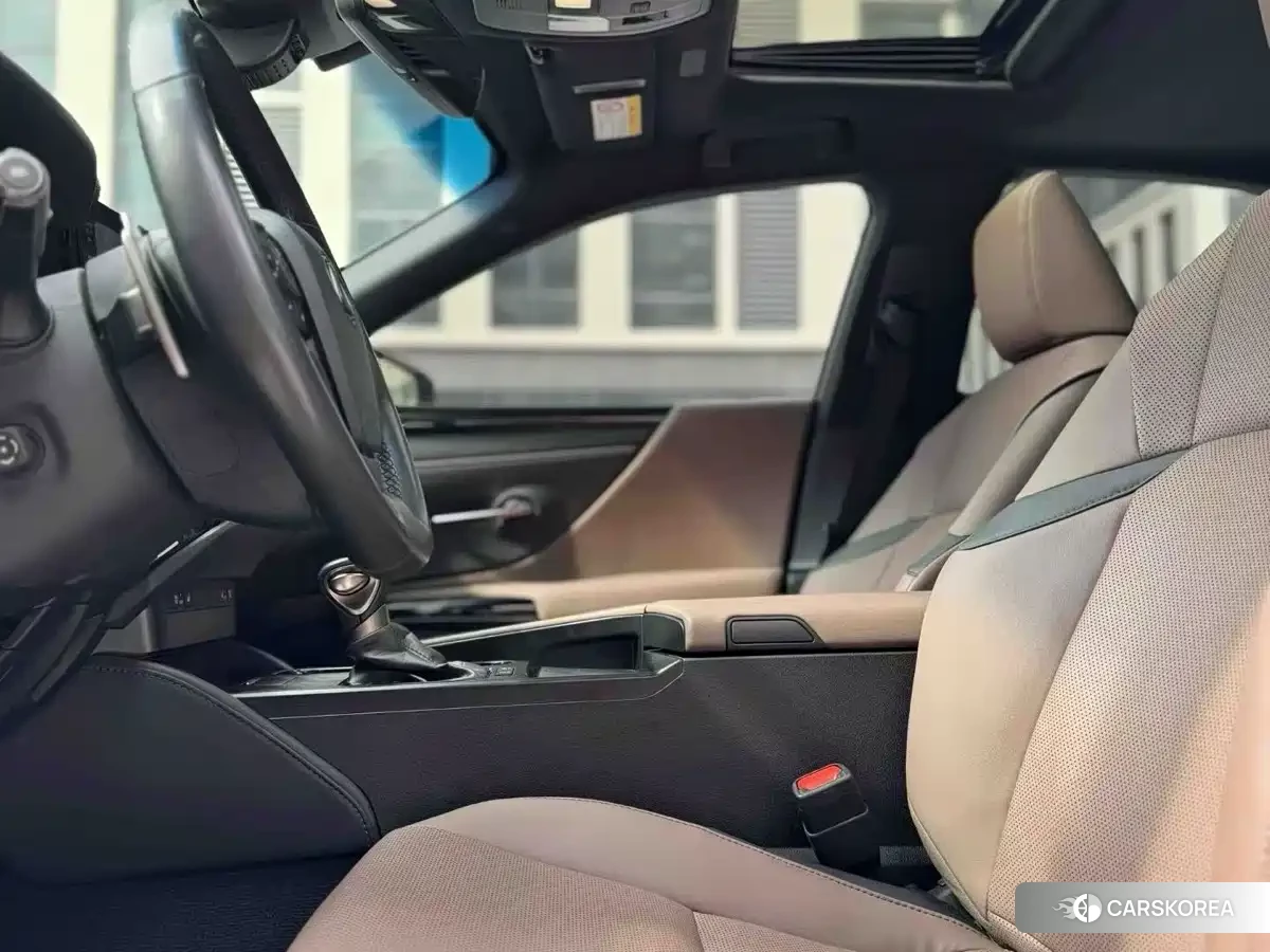 Lexus ES id 4622669 из Китая 7