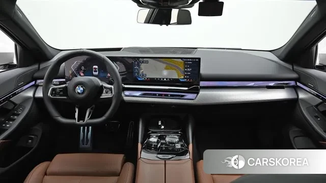 BMW 5 Series (G60) id 3042503 из Кореи 17