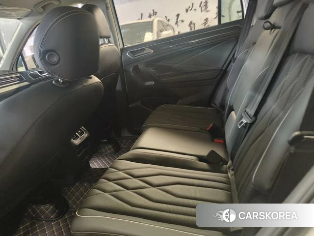 Volkswagen Tiguan L id 4258330 из Китая 7