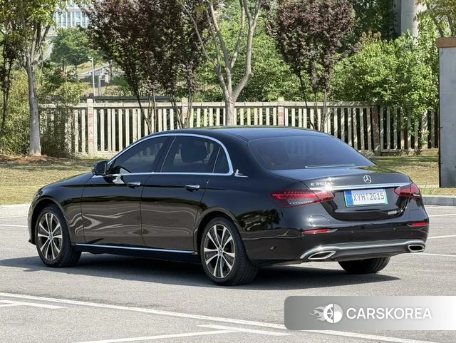 Mercedes-Benz E-class PHEV id 4260303 из Китая 16