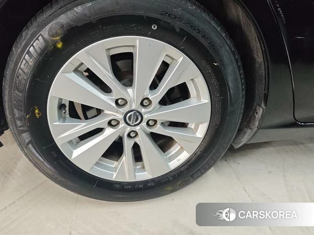 Nissan Teana id 4262139 из Китая 7