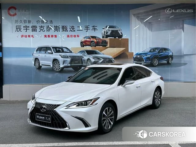Lexus ES id 4333751 из Китая 17