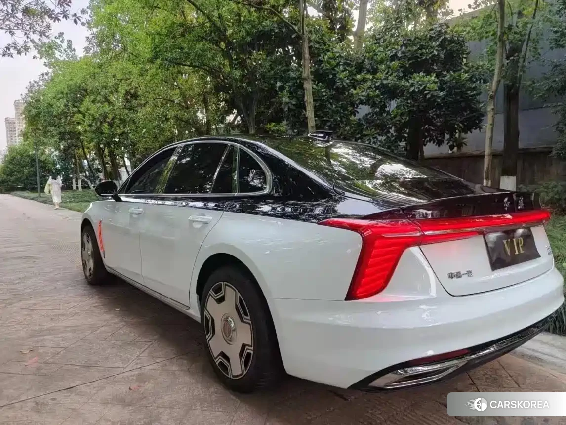 Red flag Hongqi H5 id 4577672 из Китая 10