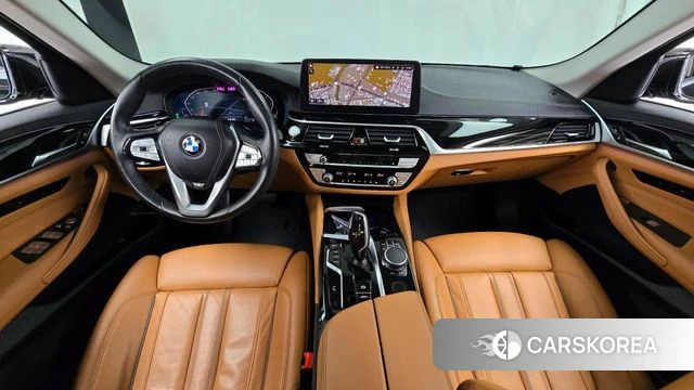 BMW 5 Series (G30) id 4282617 из Кореи 27