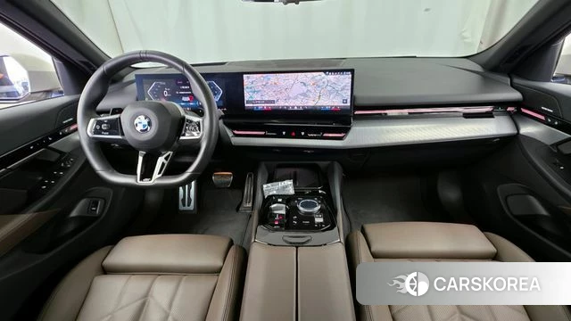 BMW 5 Series (G60) id 3952790 из Кореи 17