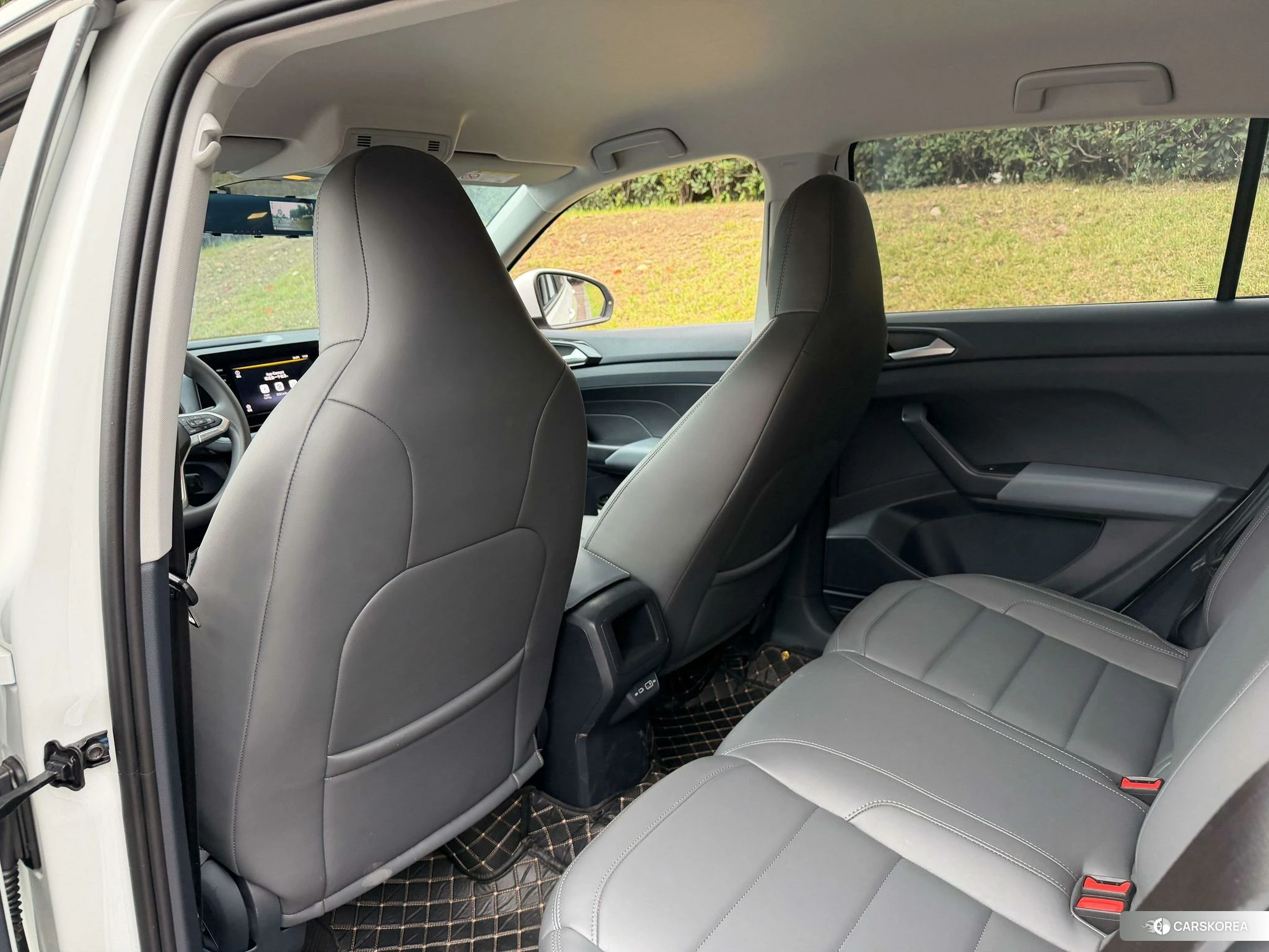 Volkswagen Tuyue id 4467712 из Китая 10