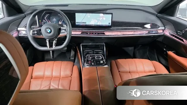 BMW 7 Series (G70) id 3695930 из Кореи 17