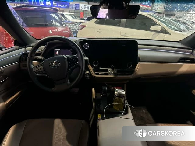 Lexus ES id 3913859 из Китая 8