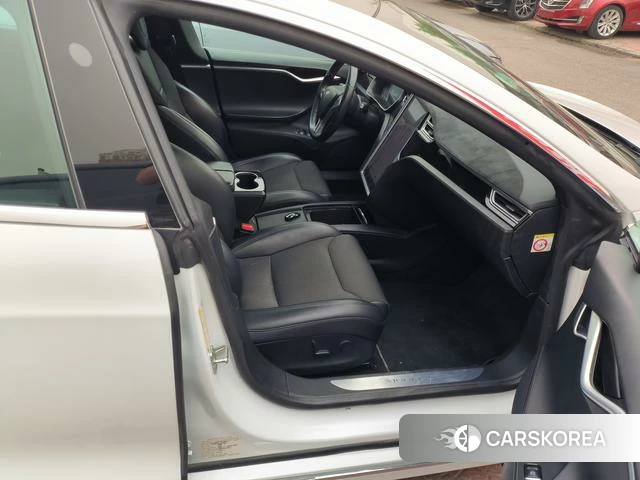 Tesla Model S id 4208497 из Китая 14