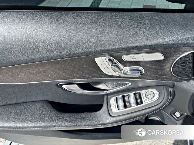 Mercedes-Benz C-Class W205 id 3270149 из Кореи 12